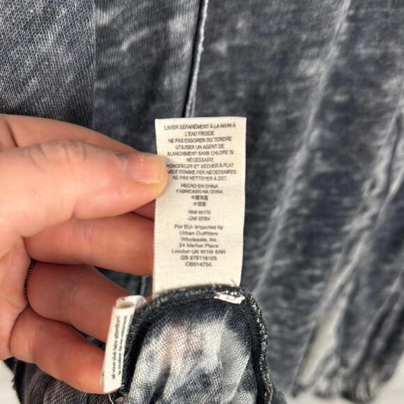 We The Free Black and Gray Long Sleeve Tee - Picture 11 of 11